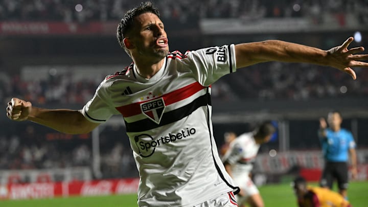 Calleri está confirmado entre os titulares do São Paulo contra o Red Bull Bragantino pelo Paulistão 2026 Calleri está confirmado entre os titulares do São Paulo contra o Red Bull Bragantino pelo Paulistão 2026