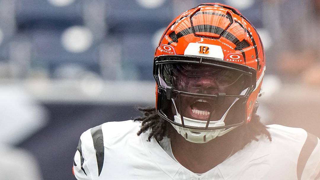 Cincinnati Bengals defensive end Shemar Stewart (94) celebrates a sack in the fourth quarter of the NFL Week 2 game between the Houston Texans and the Cincinnati Bengals at Reliant Stadium in Houston on Sunday, Sept. 20, 2026. The Bengals improved to 2-0 on the season with a 20-6 win on the road.