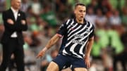 El español Sergio Canales salió de arranque, pero no pudo marcar diferencia en el terreno de juego