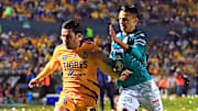 Tigres dominó con dos goles de última hora en el partido de ida ante León 