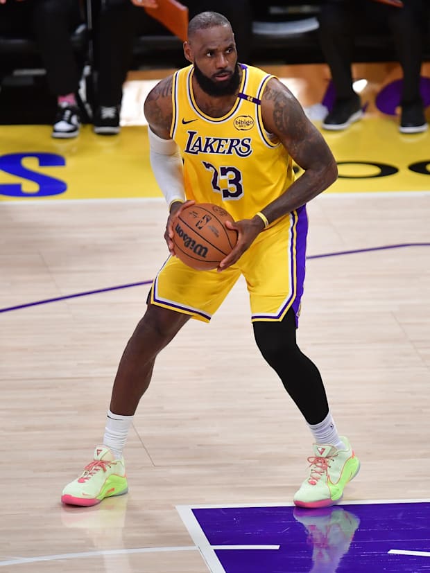 Los Angeles Lakers forward LeBron James 