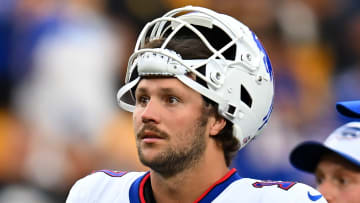 Buffalo Bills v Pittsburgh Steelers