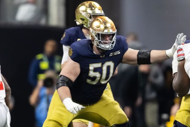 Rocco Spindler against the Ohio State Buckeyes during the CFP National Championship.