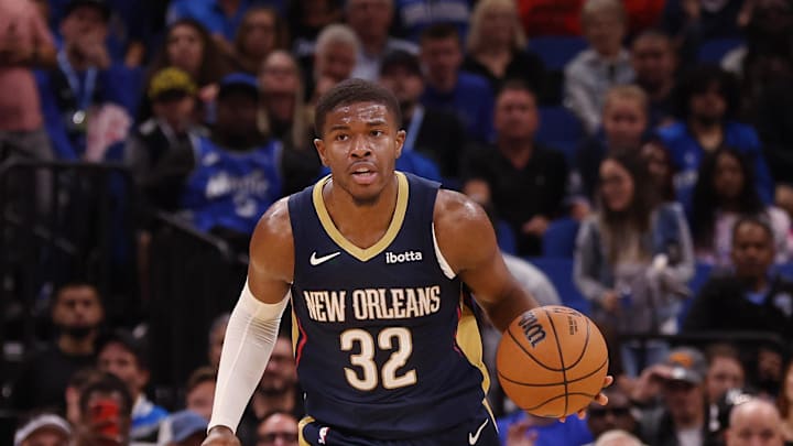 Oct 17, 2023; Orlando, Florida, USA; New Orleans Pelicans forward E.J. Liddell (32) dribbles against the Orlando Magic during the second half at Amway Center. Mandatory Credit: Kim Klement Neitzel-Imagn Images