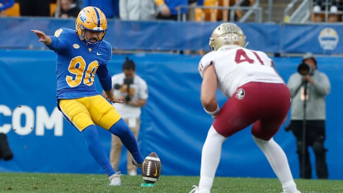 Nov 4, 2023; Pittsburgh, Pennsylvania, USA;  Pittsburgh Panthers place kicker Ben Sauls (90) kicks