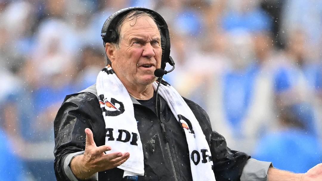 Oct 3, 2026; Chapel Hill, North Carolina, USA; North Carolina Tar Heels head coach Bill Belichick reacts in the second half at Kenan Stadium. Mandatory Credit: Bob Donnan-Imagn Images Oct 3, 2026; Chapel Hill, North Carolina, USA; North Carolina Tar Heels head coach Bill Belichick reacts in the second half at Kenan Stadium. Mandatory Credit: Bob Donnan-Imagn Images
