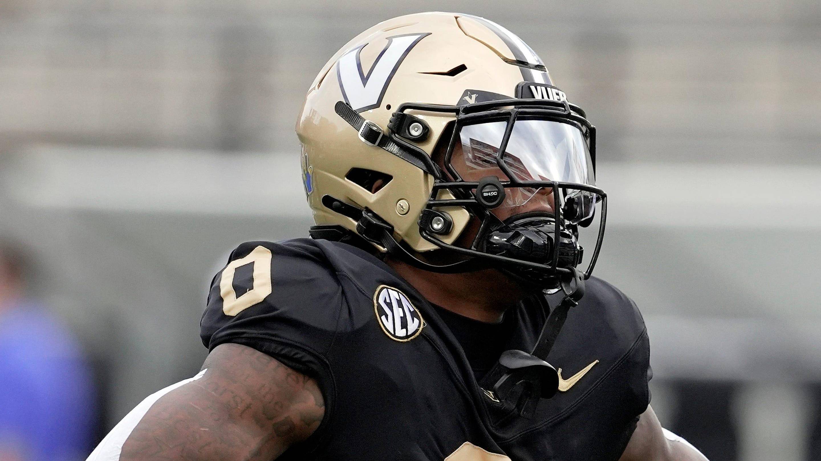 Vanderbilt wide receiver Junior Sherrill (0) warms up before the team’s game against Kentucky at FirstBank Stadium in Nashville, Tenn., Saturday, Nov. 22, 2025.
