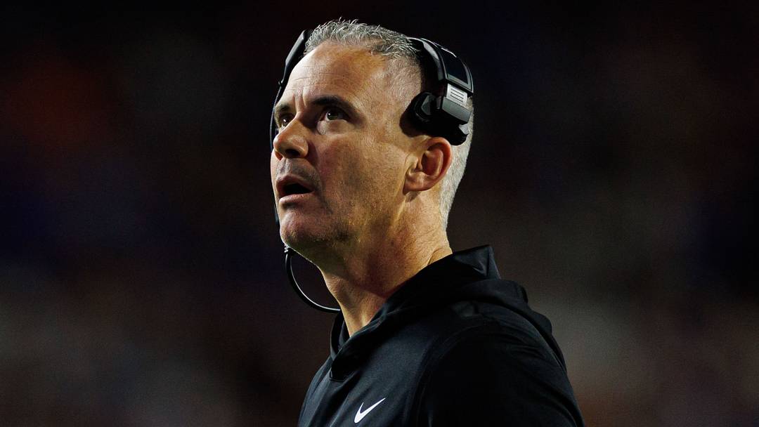 Nov 29, 2025; Gainesville, Florida, USA; Florida State Seminoles head coach Mike Norvell looks on against the Florida Gators during the second half at Ben Hill Griffin Stadium. Mandatory Credit: Matt Pendleton-Imagn Images Nov 29, 2025; Gainesville, Florida, USA; Florida State Seminoles head coach Mike Norvell looks on against the Florida Gators during the second half at Ben Hill Griffin Stadium. Mandatory Credit: Matt Pendleton-Imagn Images