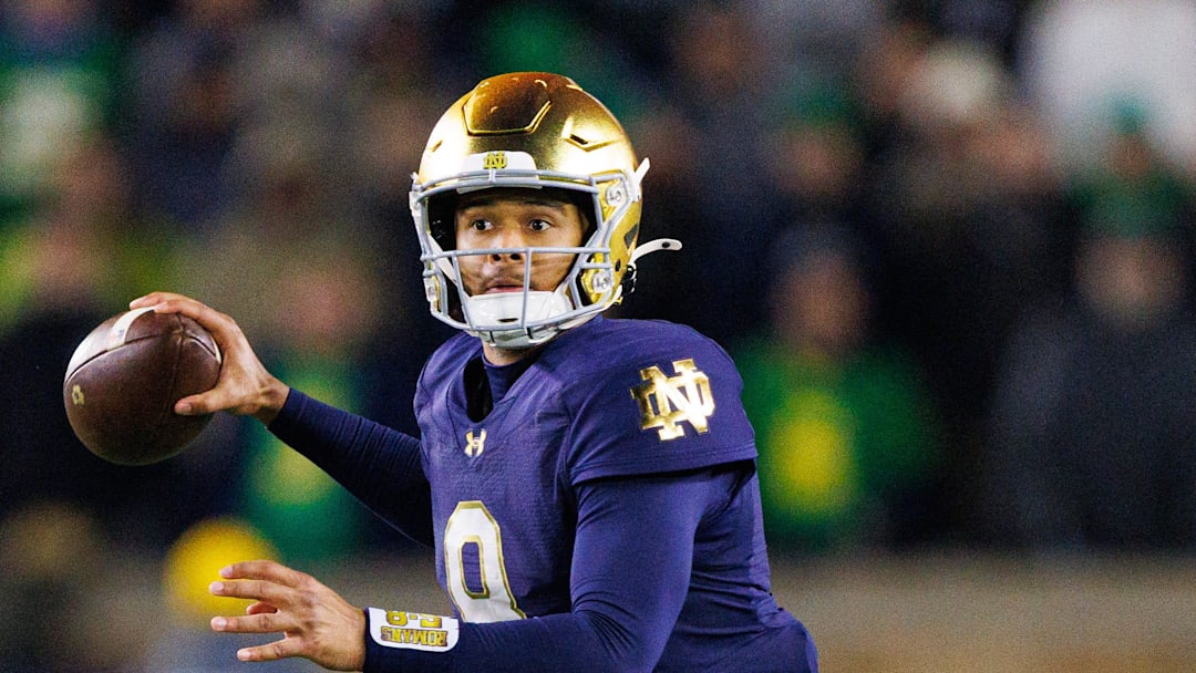 Notre Dame quarterback Kenny Minchey throws the ball in the second half of a NCAA football game against Syracuse at Notre Dame Stadium on Saturday, Nov. 22, 2025, in South Bend.