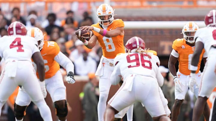 Nico Iamaleava (during a game between Tennessee and Alabama