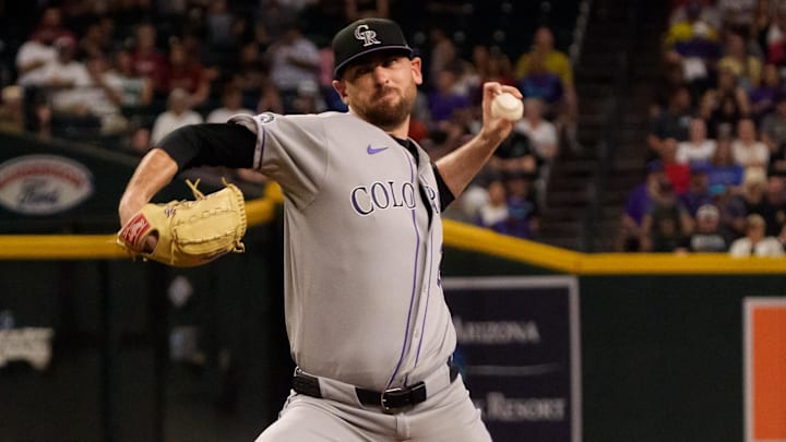 Aug 8, 2025; Phoenix, Arizona, USA; Colorado Rockies pitcher Austin Gomber (26) pitches in the first inning against the Arizona Diamondbacks at Chase Field. Aug 8, 2025; Phoenix, Arizona, USA; Colorado Rockies pitcher Austin Gomber (26) pitches in the first inning against the Arizona Diamondbacks at Chase Field.