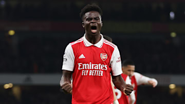 Saka égalise pour Arsenal 