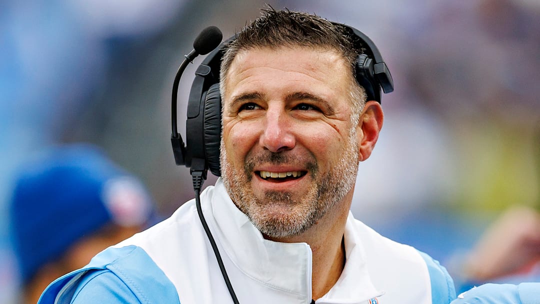 Houston Texans v Tennessee Titans