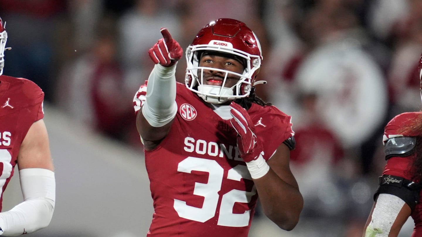 Oklahoma DE R Mason Thomas Makes Watch List for Defensive Player of the Year