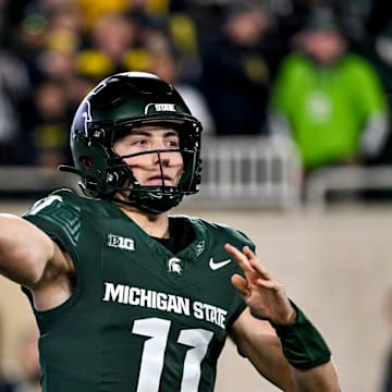 Michigan State's Alessio Milivojevic throws a pass against Michigan during the fourth quarter on Saturday, Oct. 25, 2025, at Spartan Stadium in East Lansing.