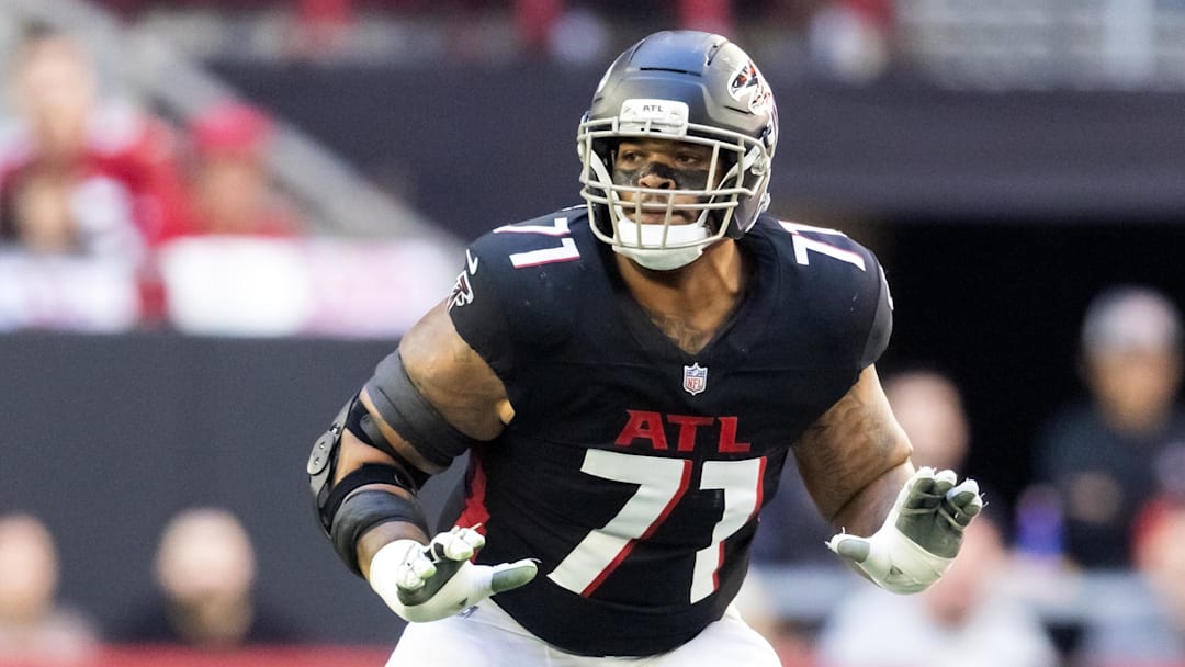 Dec 21, 2025; Glendale, Arizona, USA; Atlanta Falcons offensive lineman Elijah Wilkinson (71) against the Arizona Cardinals at State Farm Stadium. Mandatory Credit: Mark J. Rebilas-Imagn Images