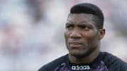 Peter Rufai deixou de ser rei para jogar futebol 