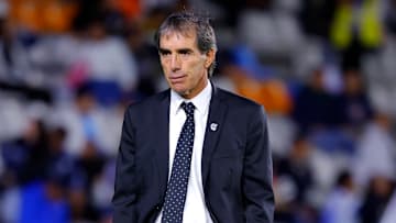 Guillermo Almada dejará el banquillo de los Tuzos en verano 