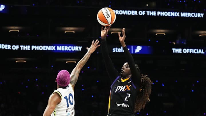 Phoenix Mercury guard Kahleah Copper (2) shoots a jumper over Minnesota Lynx guard Courtney Williams (10) in the first half during Game 3 of WNBA semifinals at PHX Arena on Sept. 26, 2025. Phoenix Mercury guard Kahleah Copper (2) shoots a jumper over Minnesota Lynx guard Courtney Williams (10) in the first half during Game 3 of WNBA semifinals at PHX Arena on Sept. 26, 2025.