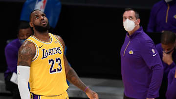 LeBron evitó darle importancia a las críticas en contra de Vogel