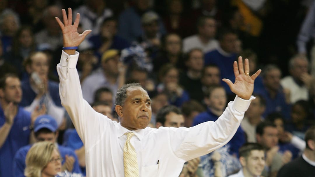Indiana Hoosiers v Kentucky Wildcats