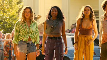 Outer Banks. (L to R) Madelyn Cline as Sarah Cameron, Carlacia Grant as Cleo, Madison Bailey as Kiara, Chase Stokes as John B, Jonathan Daviss as Pope in episode 406 of Outer Banks. Cr. Jackson Lee Davis/Netflix © 2024