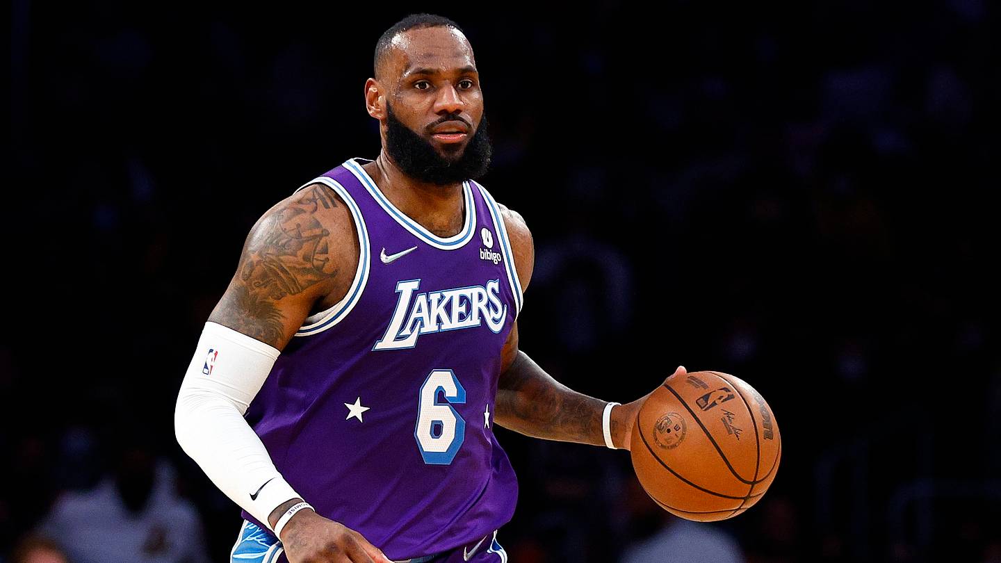 NBA FanDuel Fantasy Basketball Picks & Lineup Tonight for 2/9/2022