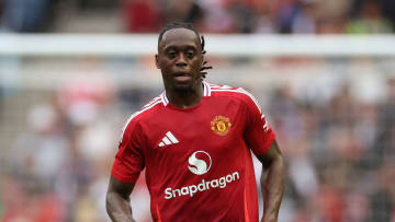 Manchester United dan West Ham nampak akan menjalani negosiasi terkait transfer Aaron Wan-Bissaka