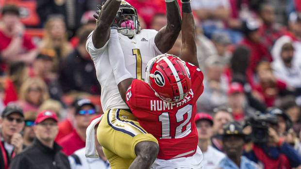 Bulldogs defensive back Julian Humphrey 