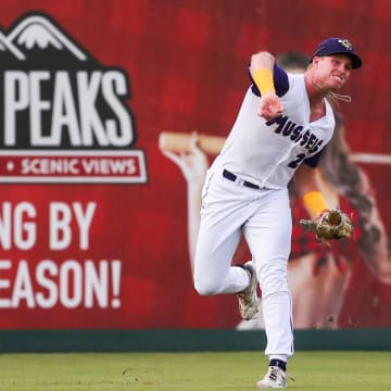 Fort Myers Mighty Mussels outfielder Walker Jenkins (27) throws a ball to the infield during the second inning of a game against the Tampa Tarpons at Hammond Stadium in Fort Myers on Friday, June 28, 2024.