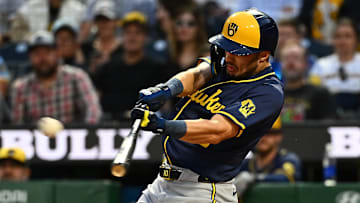 Milwaukee Brewers v Pittsburgh Pirates