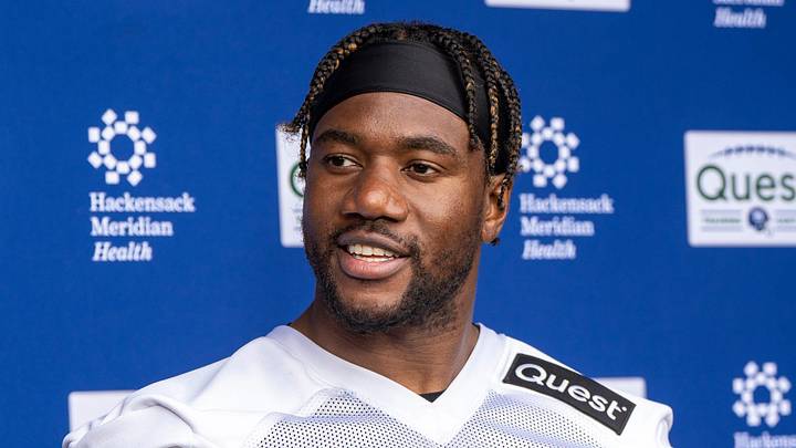 Former New York Giants linebacker Bobby Okereke