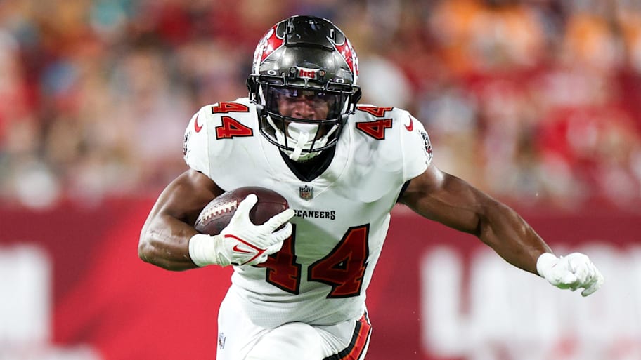 Bucs RB Gets FirstCareer TD vs. Saints in Week 6