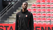 Kader Meïté, récompensé pour ses débuts en pro lors de la cérémonie. 