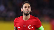 Hakan Çalhanoğlu pendant un match amical avec la Turquie