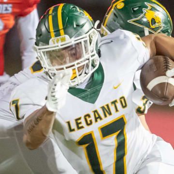 Lecanto Delonzo Wasington (17) makes yards as Bradford takes on Lecanto at Bradford High School in Starke, FL on Friday, October 20, 2023. [Alan Youngblood/Gainesville Sun]