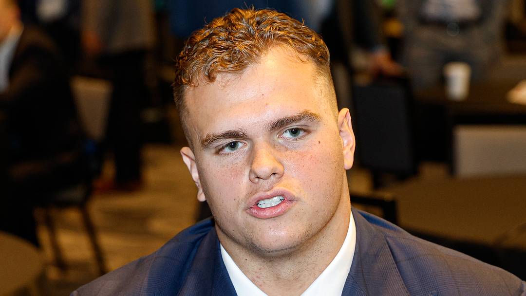 Jul 28, 2026; Chicago, IL, USA; USC student-athlete Alex VanSumeren speaks during Media Days at Hilton Chicago. Jul 28, 2026; Chicago, IL, USA; USC student-athlete Alex VanSumeren speaks during Media Days at Hilton Chicago.