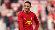 Alexander-Arnold está próximo de trocar o Liverpool pelo Real Madrid