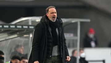 Gibt sich vor dem Auswärtsspiel in Freiburg kämpferisch: Pellegrino Matarazzo