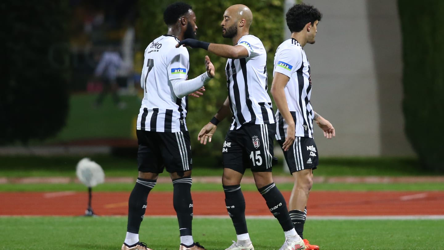 Beşiktaş:5 İstanbulspor:0 (U-15 Hazırlık Maçı)