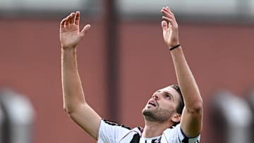 Juventus captain Manuel Locatelli and his team-mates were a shambles against Cesc Fabregas' Como