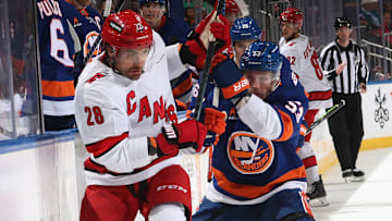 Carolina Hurricanes v New York Islanders