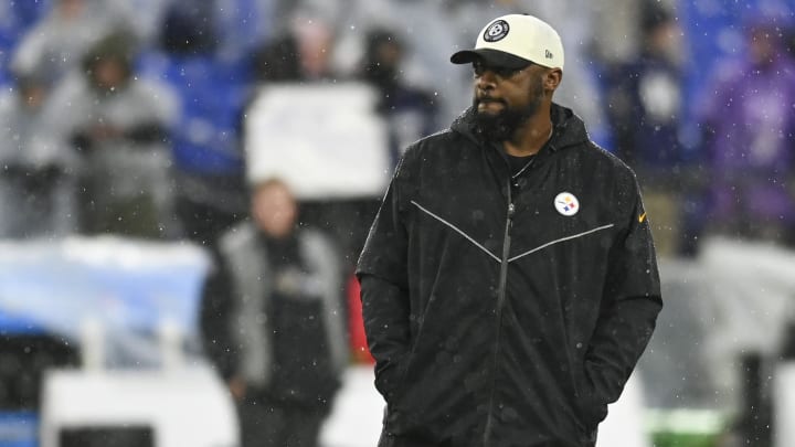 Jan 6, 2024; Baltimore, Maryland, USA; Pittsburgh Steelers head coach Mike Tomlin  walks the field before the game against the Baltimore Ravens  at M&T Bank Stadium. Mandatory Credit: Tommy Gilligan-USA TODAY Sports