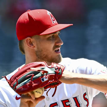 Aug 3, 2025; Anaheim, California, USA; Los Angeles Angels starting pitcher Jack Kochanowicz (41) throws a pitch against the Chicago White Sox during the first inning at Angel Stadium. Mandatory Credit: Jonathan Hui-Imagn Images
