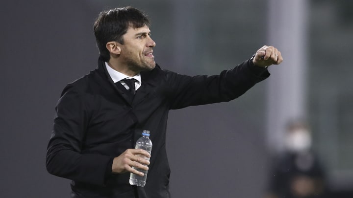 Treinador uruguaio chega ao seu terceiro clube na carreira Treinador uruguaio chega ao seu terceiro clube na carreira