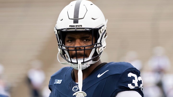 Penn State defensive end Dani Dennis-Sutton
