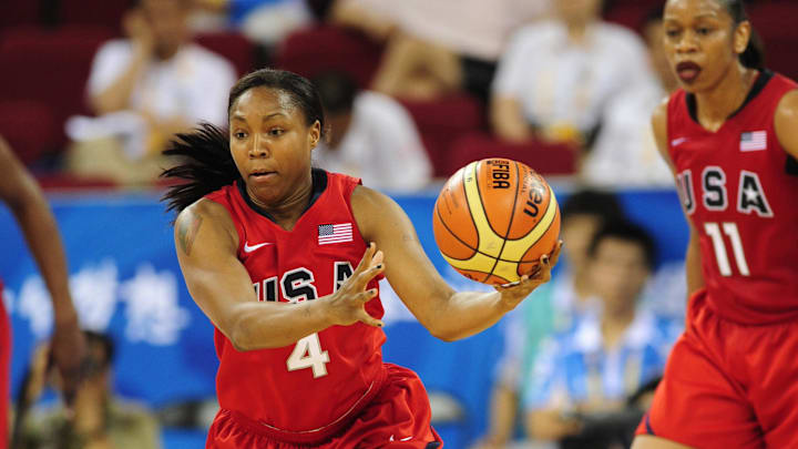 Aug. 11, 2008; Beijing, CHINA; USA guard Cappie Pondexter (4) passes the ball in the USA 108-63 victory against China at the Beijing Olympic Basketball Stadium in the 2008 Beijing Olympics. Mandatory Credit: Bob Donnan-Imagn Images