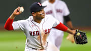 Rafael Devers podría regresar al campo si se va a los Dodgers