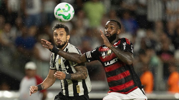 Botafogo x Flamengo fazem um dos clássicos do final de semana Botafogo x Flamengo fazem um dos clássicos do final de semana