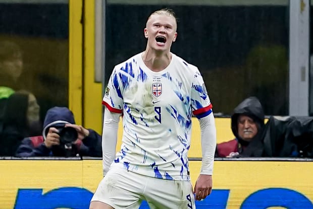 เออร์ลิง ฮาลันด์ ฉลอง